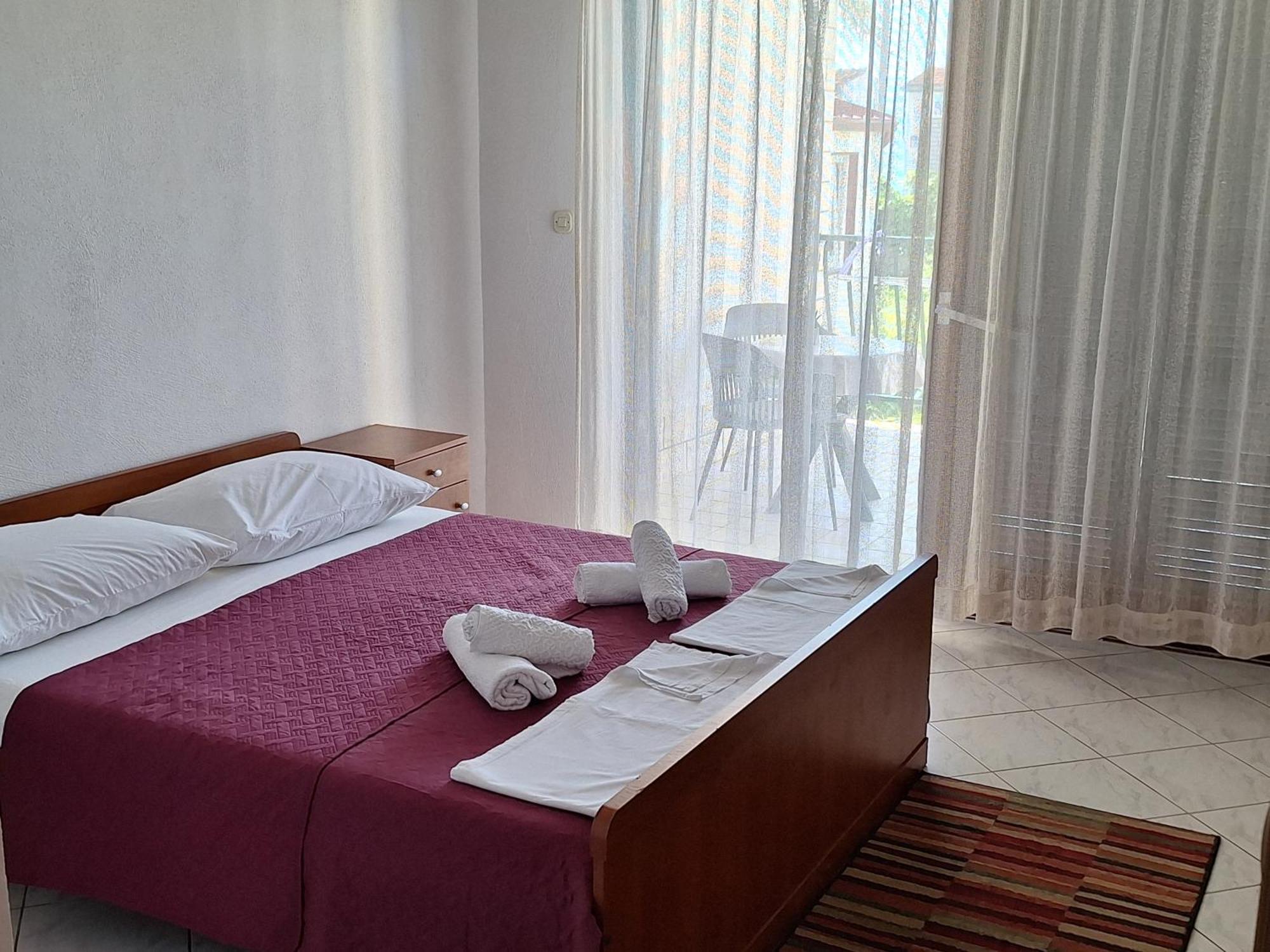 Ante apartments Duće Habitación foto