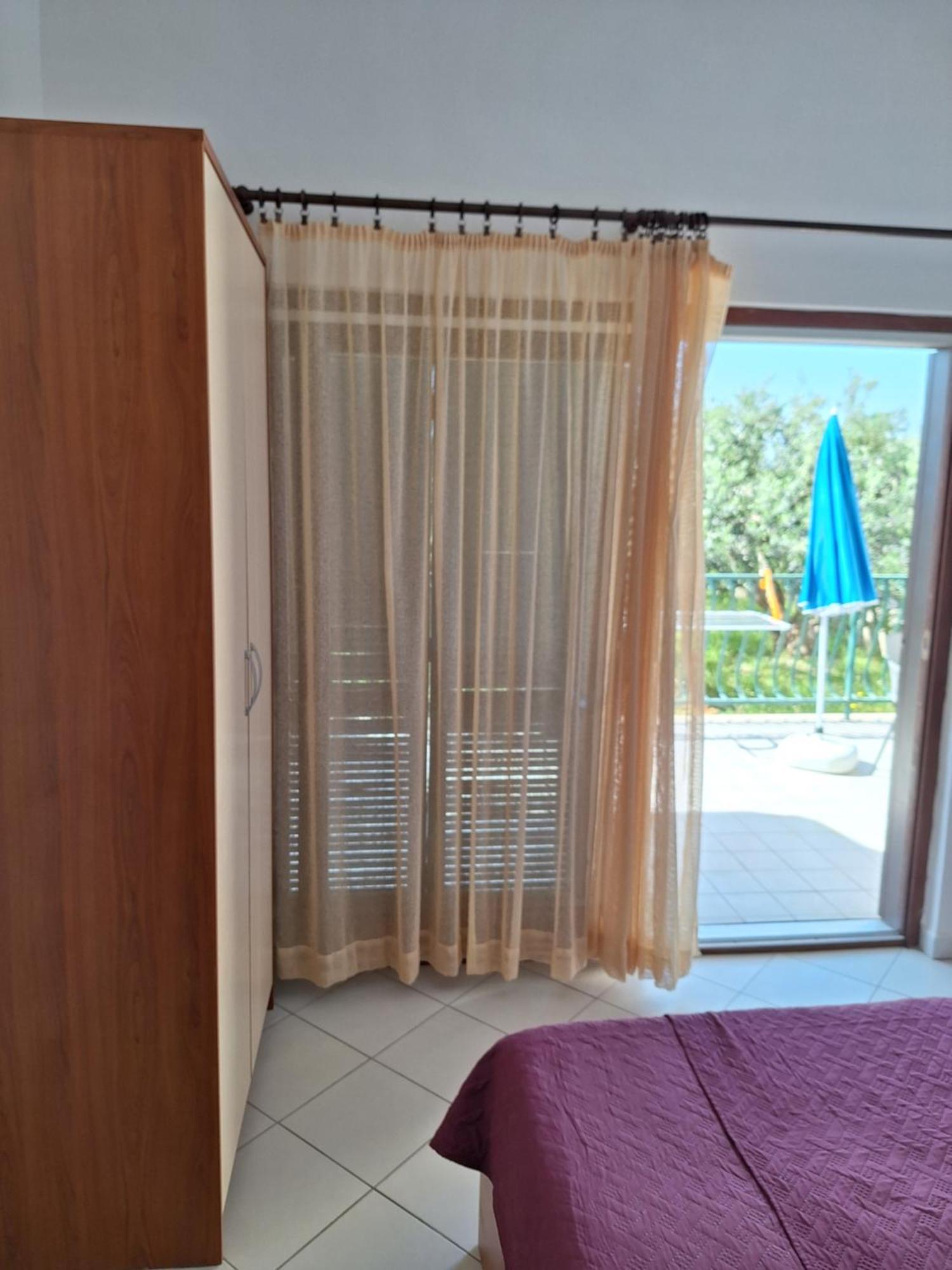 Ante apartments Duće Habitación foto